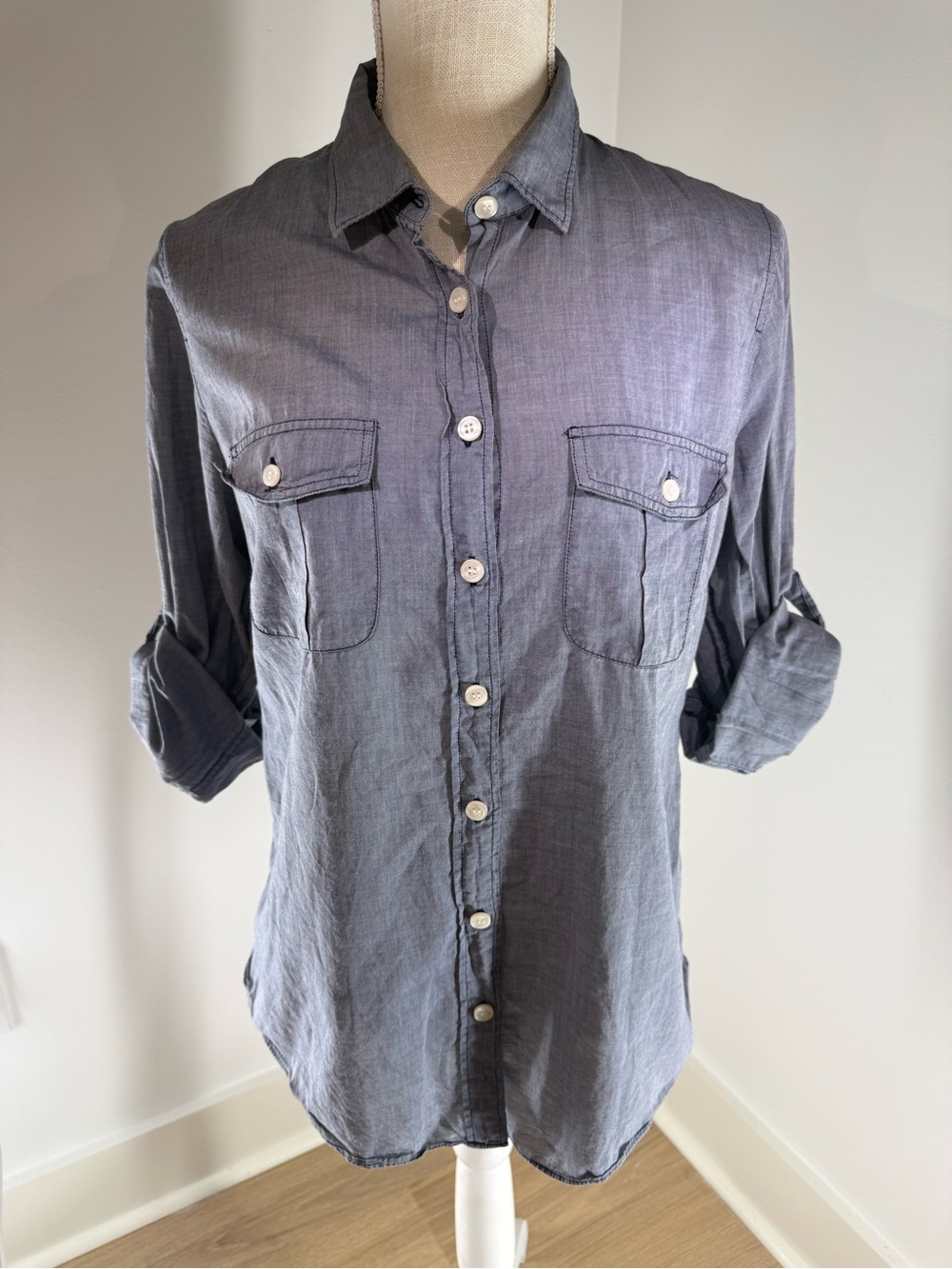 J.Crew Chambray Button Front Utility Shirt – Women’s Medium – 100% Cotton